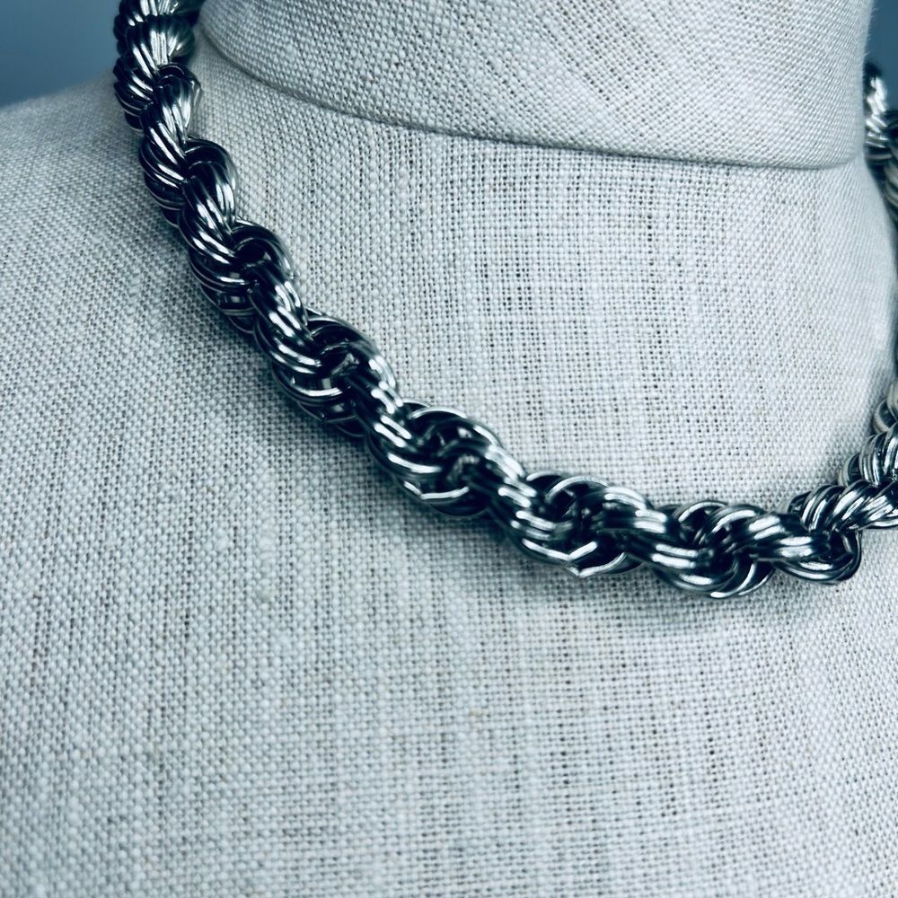 Vintage Monet Silver Tone Twisted Rope Chain - Picture 4 of 10
